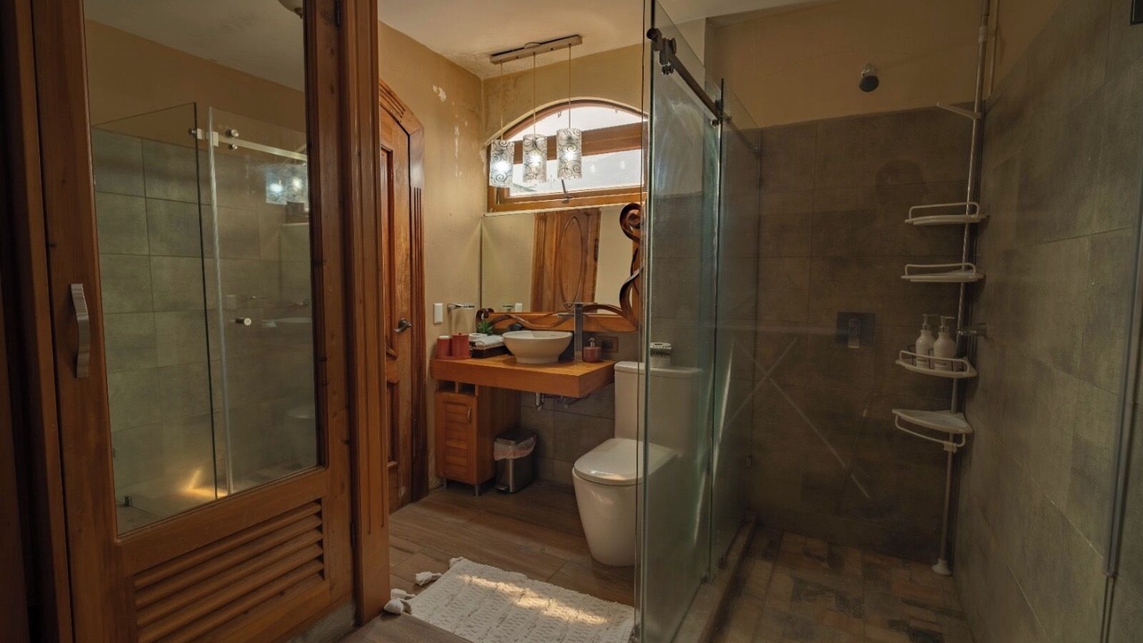 Photo of Bathroom in San Juan La Laguna