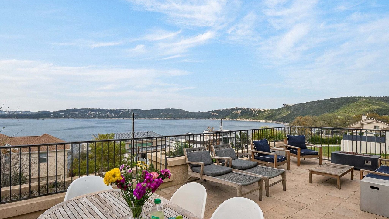 Photo of Outdoor in Rob Roy On The Lake