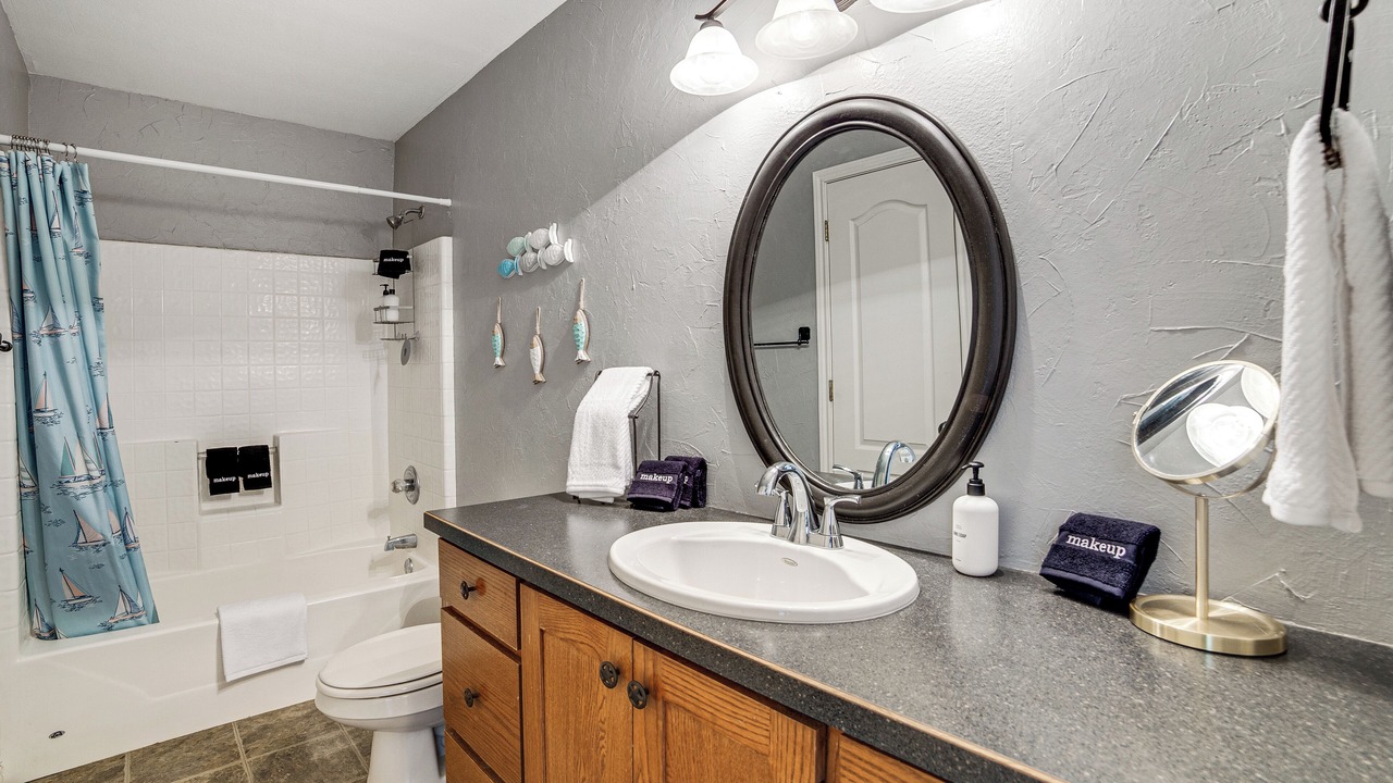 Photo of Bathroom in Emory
