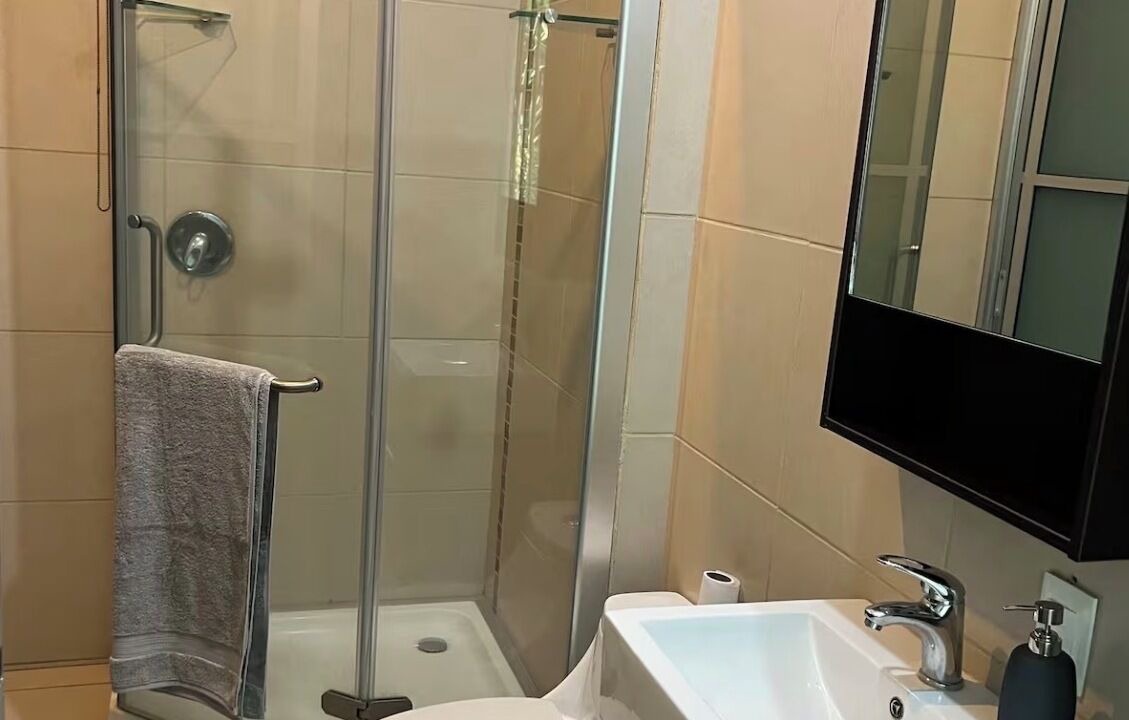 Photo of Bathroom in Jacarandas