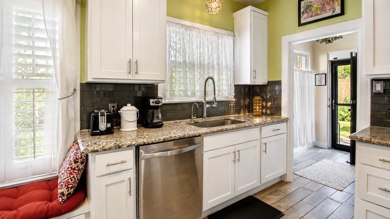 Photo of Kitchen in Woodlawn Lake