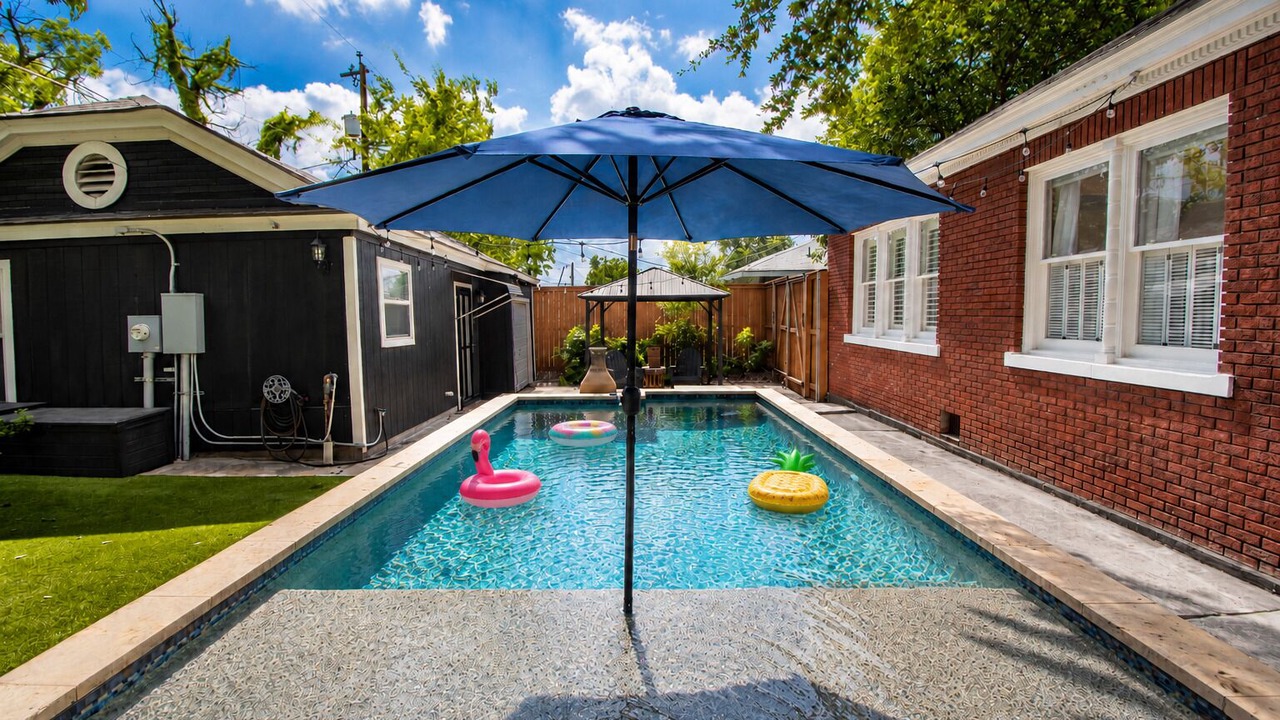 Photo of Outdoor in Woodlawn Lake