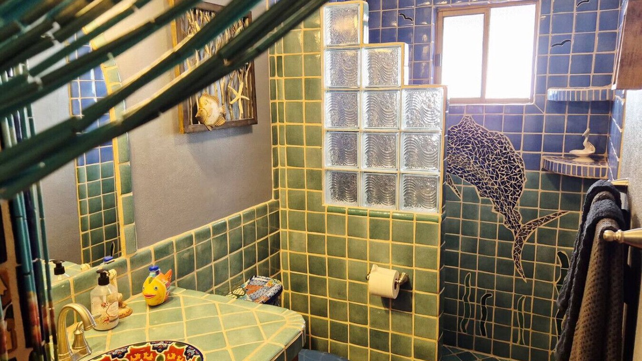 Photo of Bathroom in Laguna Shores