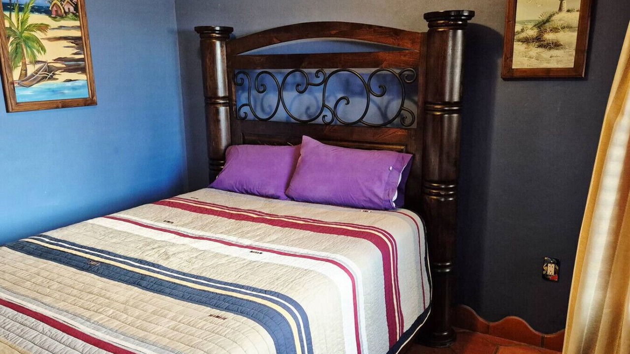 Photo of Bedroom in Laguna Shores