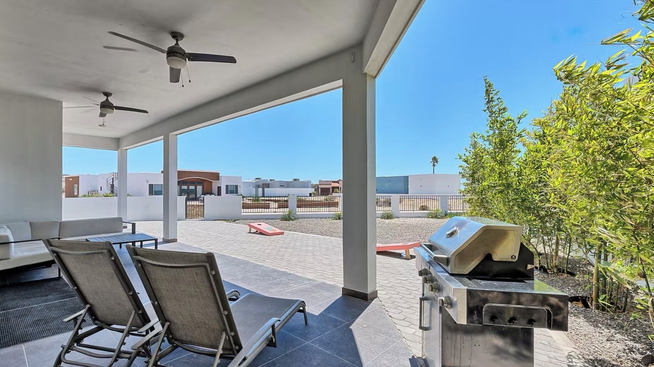 Photo of Patio Balcony in Laguna Shores