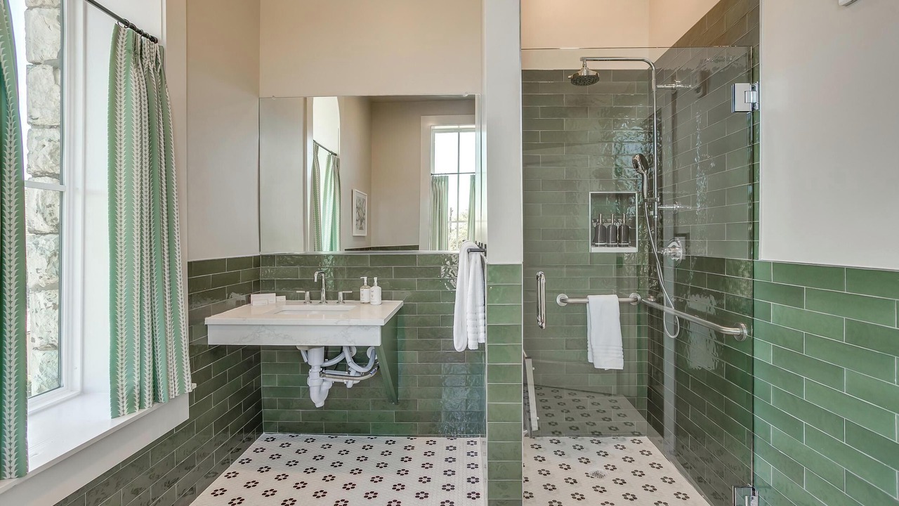 Photo of Bathroom in Granbury