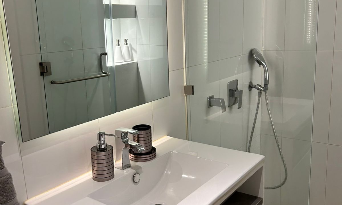 Photo of Bathroom in Zona 10