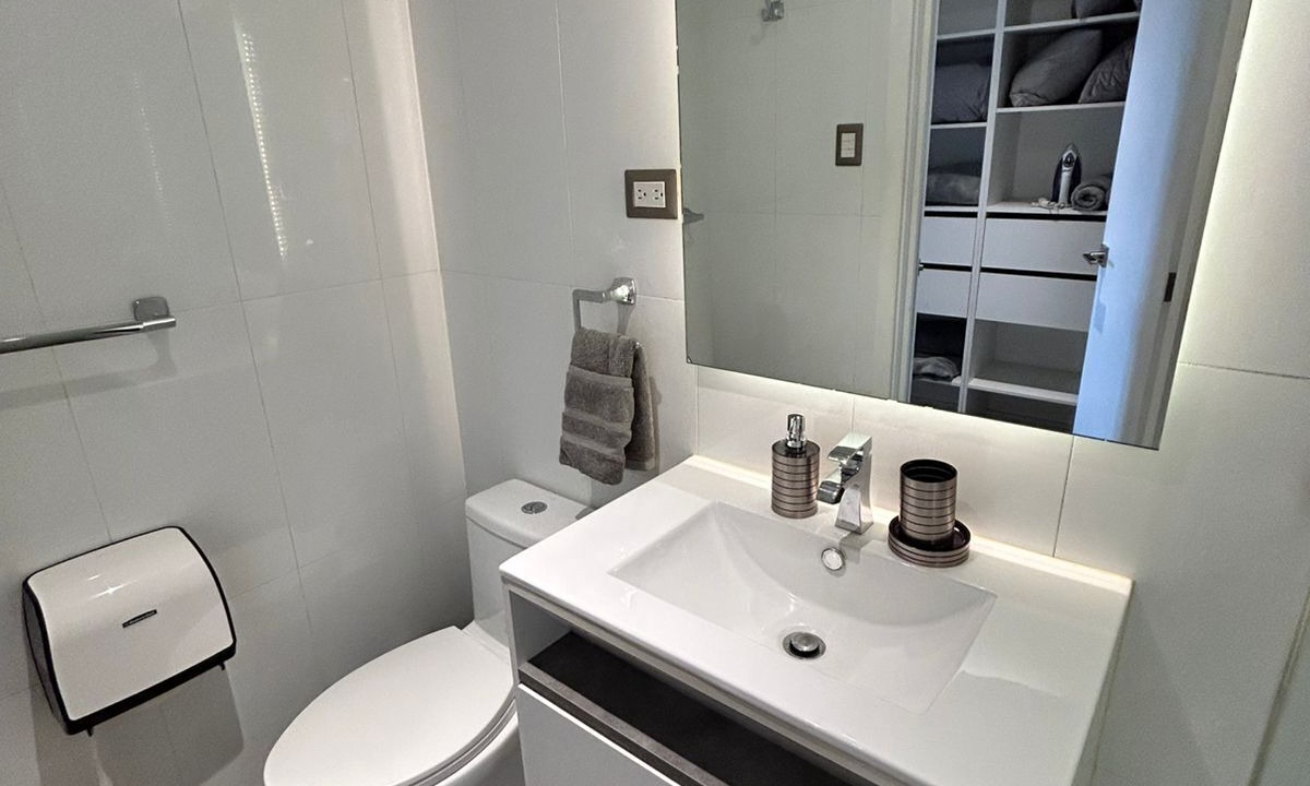 Photo of Bathroom in Zona 10