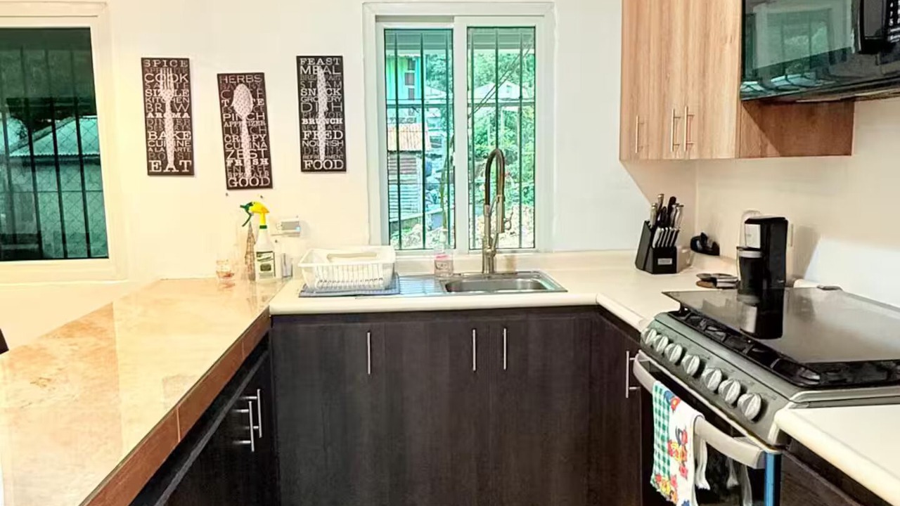 Photo of Kitchen in Flores