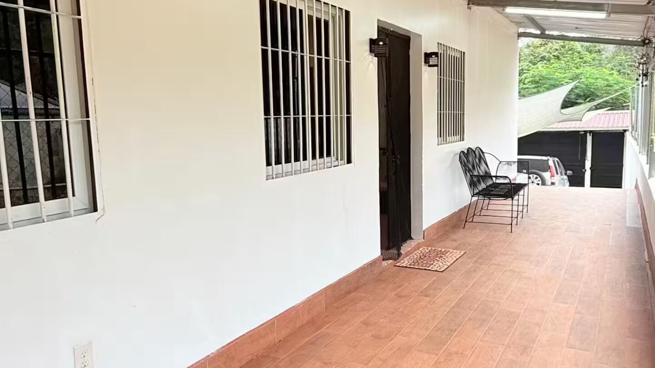 Photo of Patio Balcony in Flores