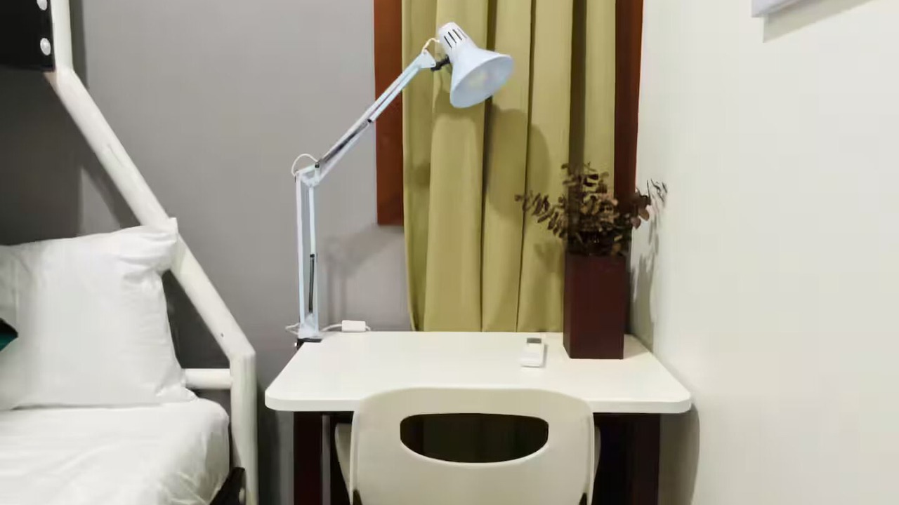 Photo of Bedroom in Flores