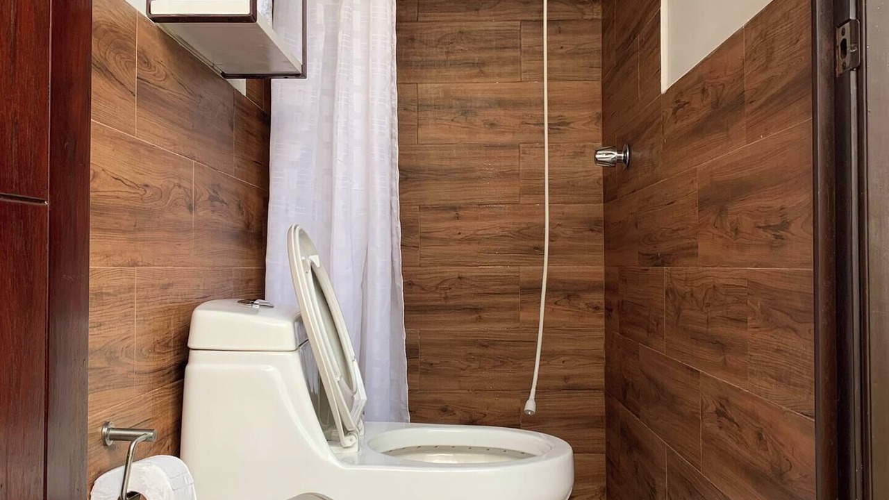 Photo of Bathroom in Flores