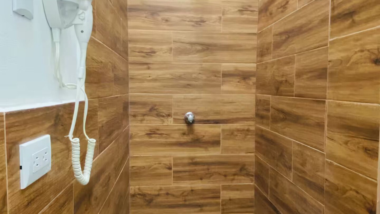 Photo of Bathroom in Flores