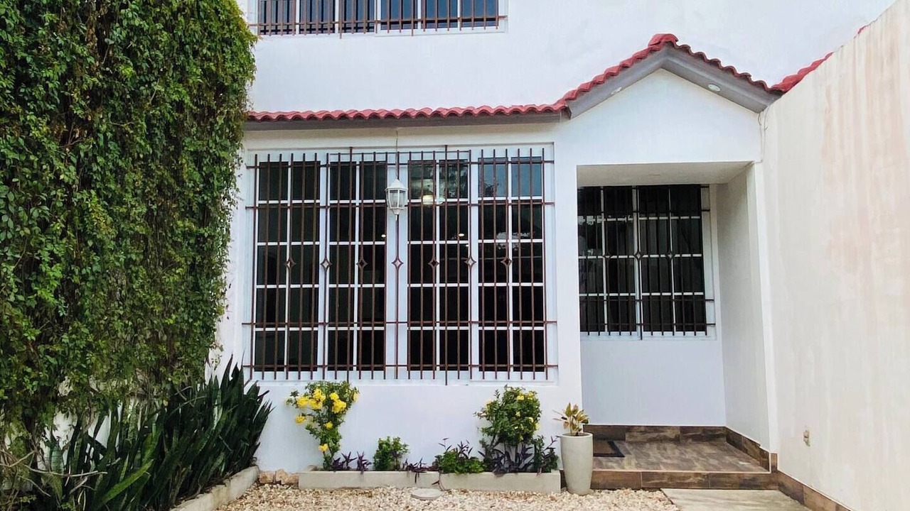 Photo of Outdoor in Flores