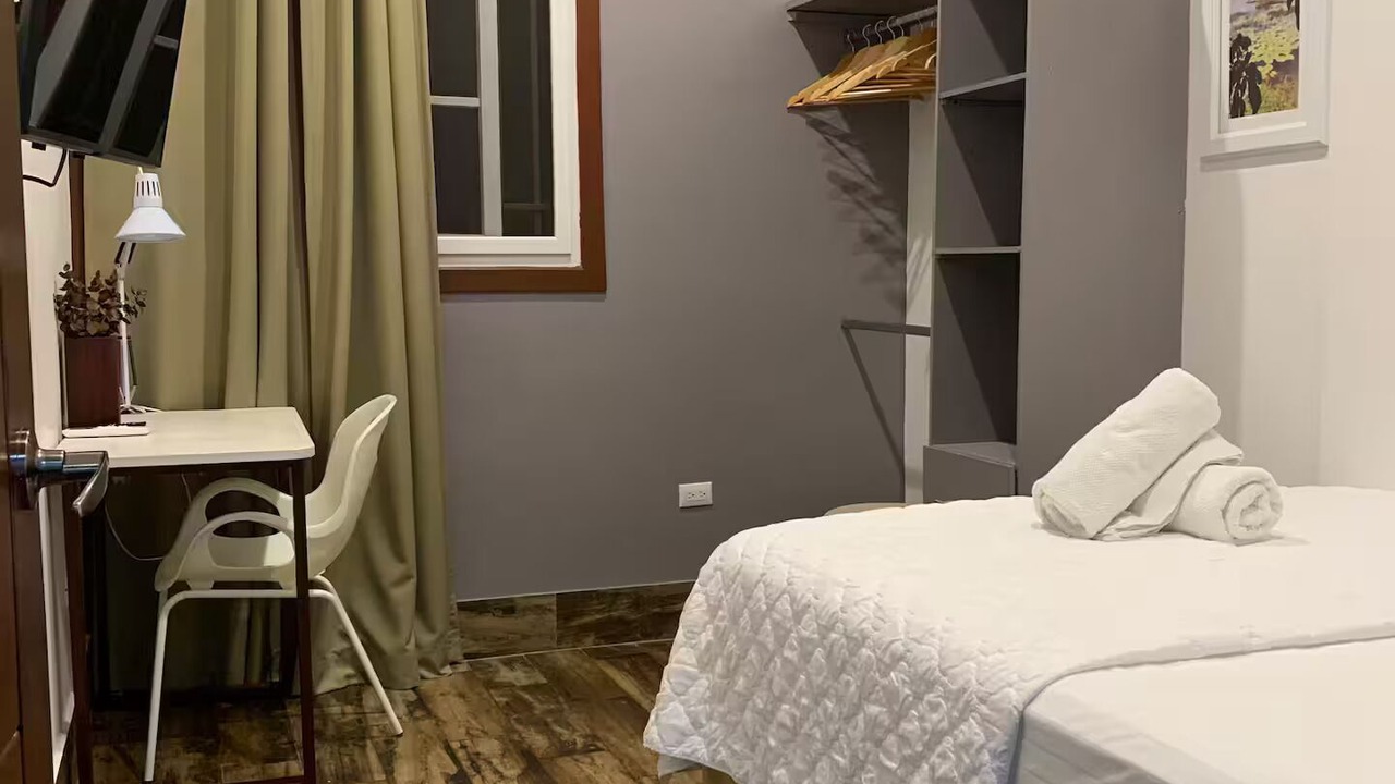 Photo of Bedroom in Flores