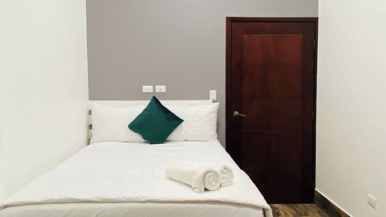 Photo of Bedroom in Flores