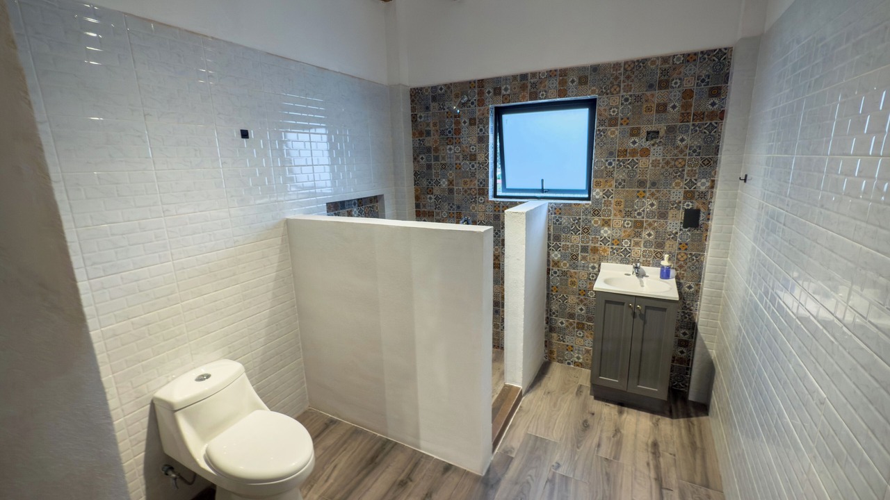 Photo of Bathroom in Toluca City-Centre