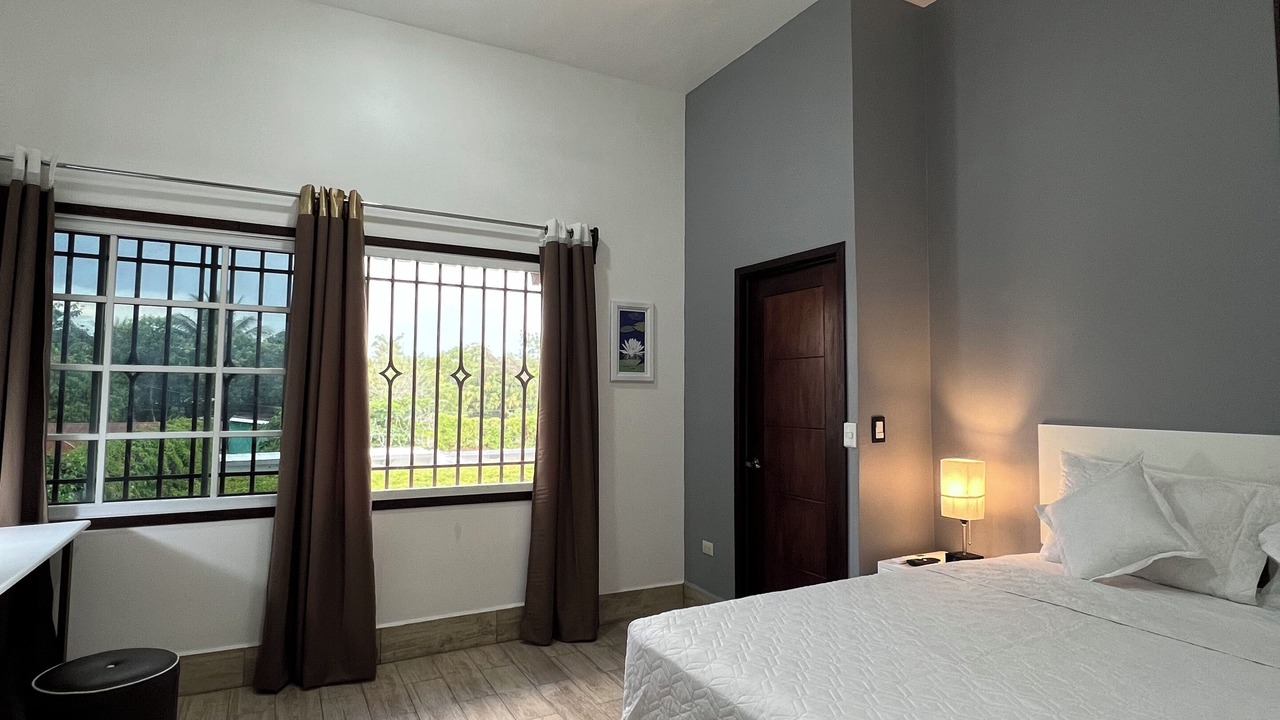 Photo of Bedroom in Flores