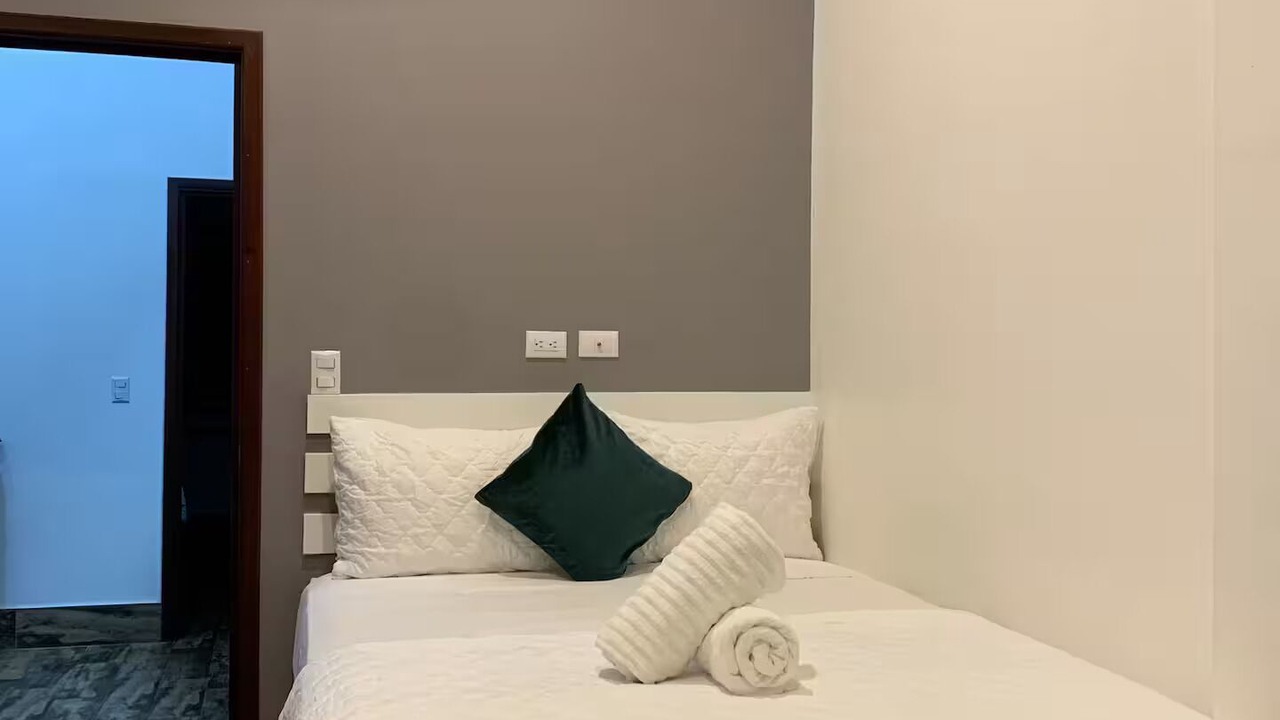 Photo of Bedroom in Flores