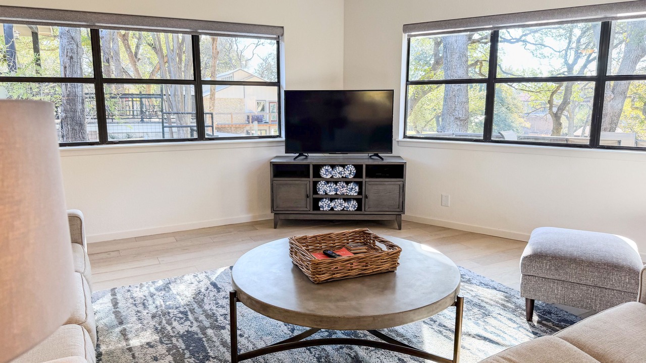 Photo of Livingroom in Horseshoe Bay