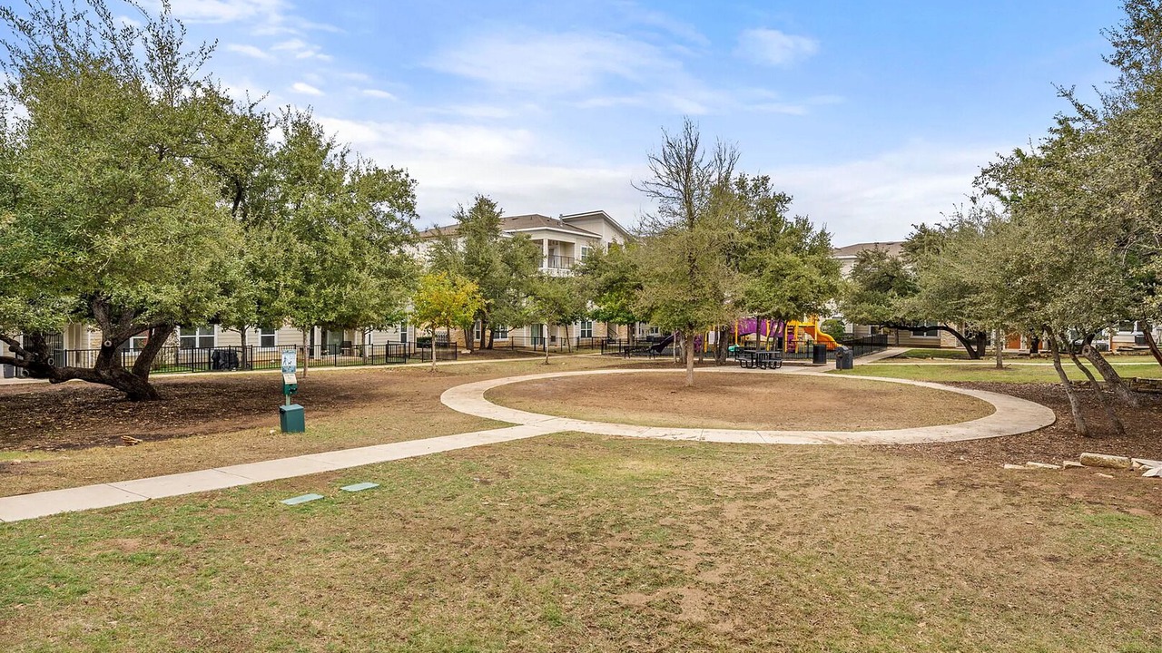 Photo of Outdoor in McNeil