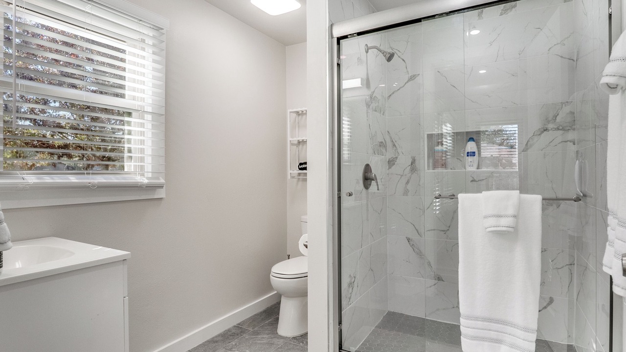 Photo of Bathroom in Granbury