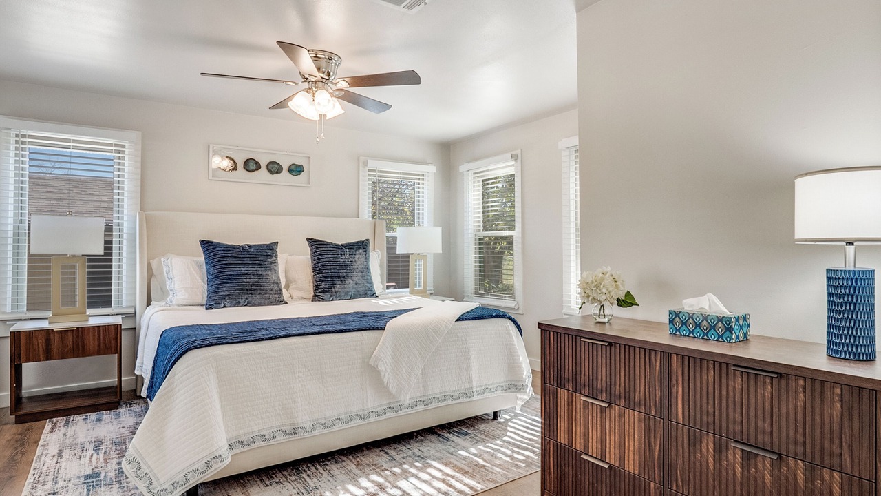 Photo of Bedroom in Granbury
