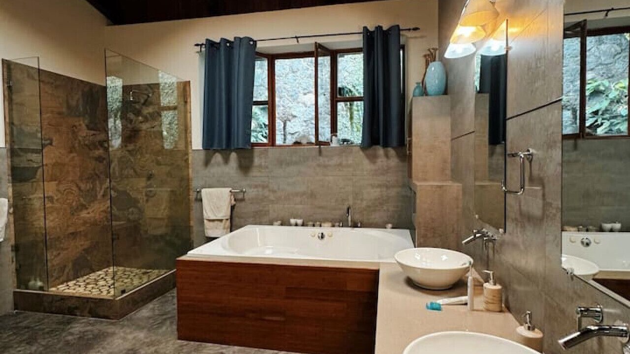 Photo of Bathroom in San Lucas Toliman