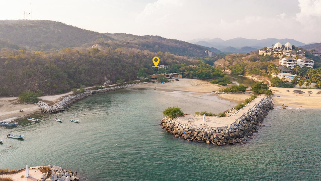 Photo of Others in Santa Maria Huatulco