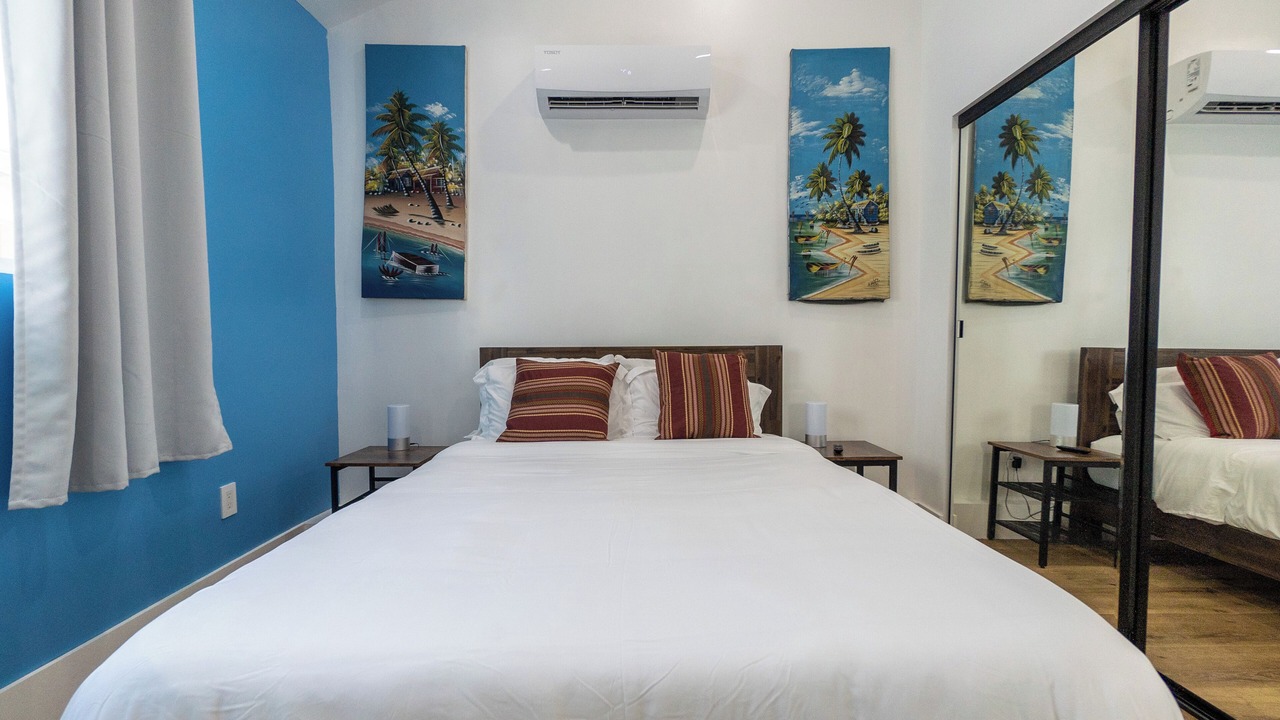 Photo of Bedroom in Burbank