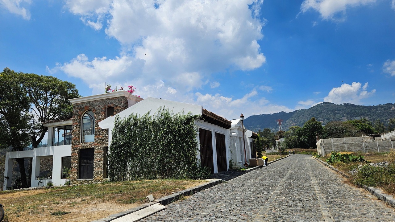Photo of Others in San Mateo Milpas Altas