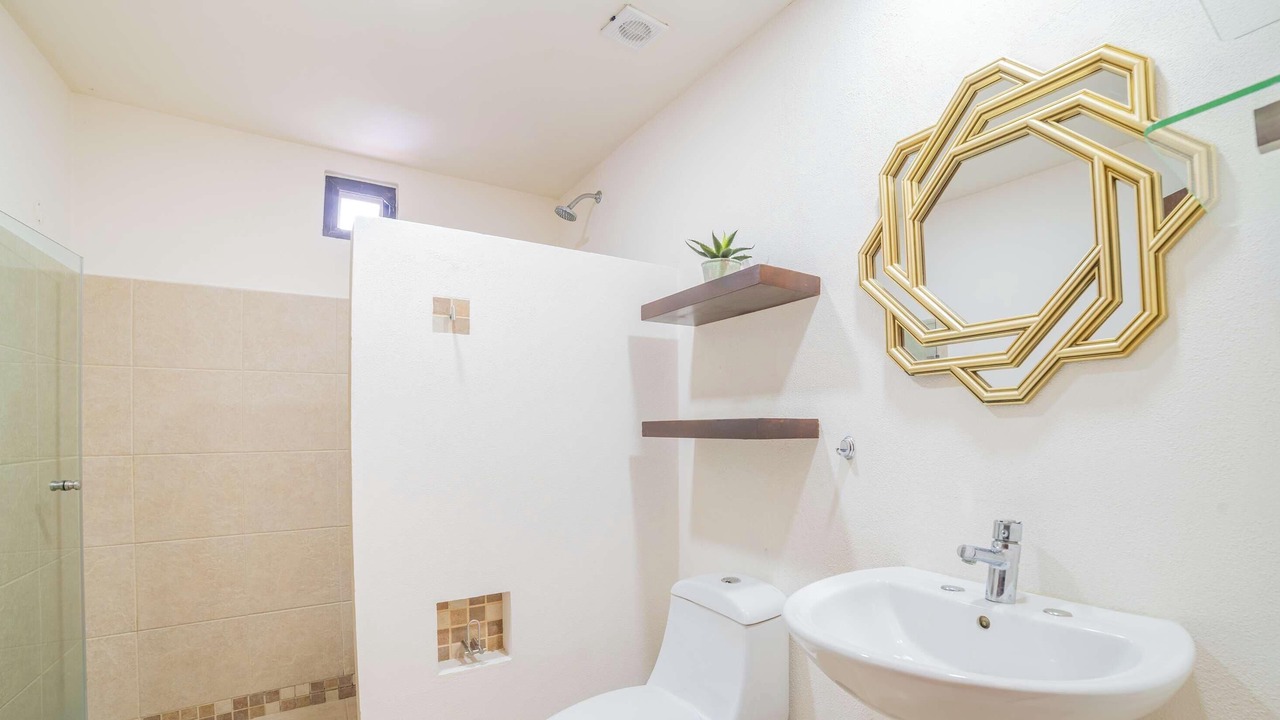 Photo of Bathroom in Esterito