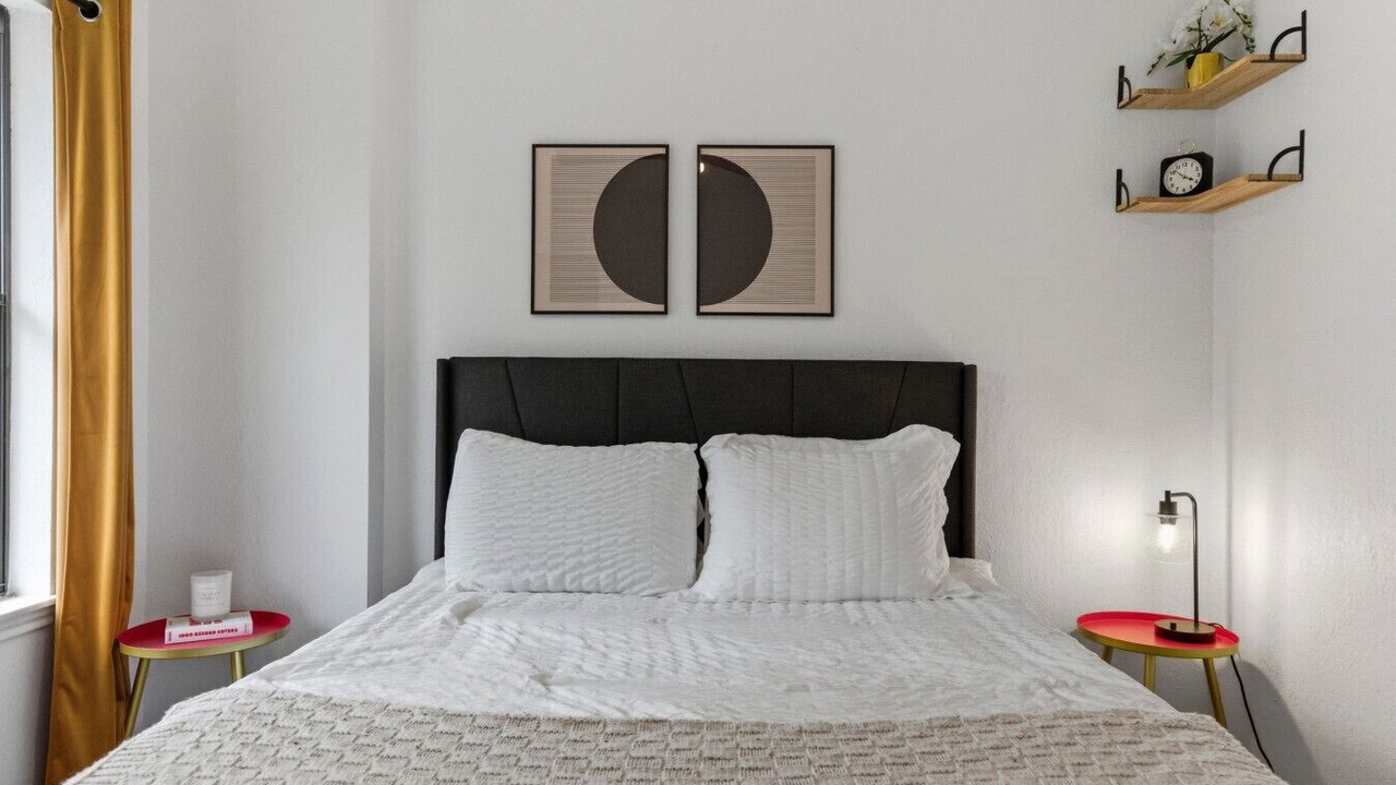 Photo of Bedroom in Barton Hills