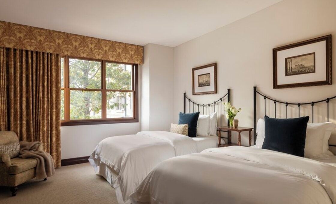 Photo of Others in Uptown