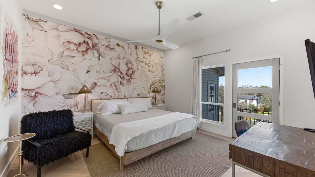 Photo of Bedroom in Barton Hills