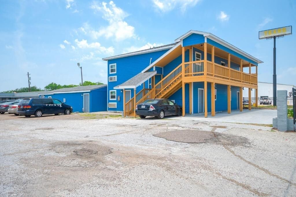 Photo of Others in Flour Bluff