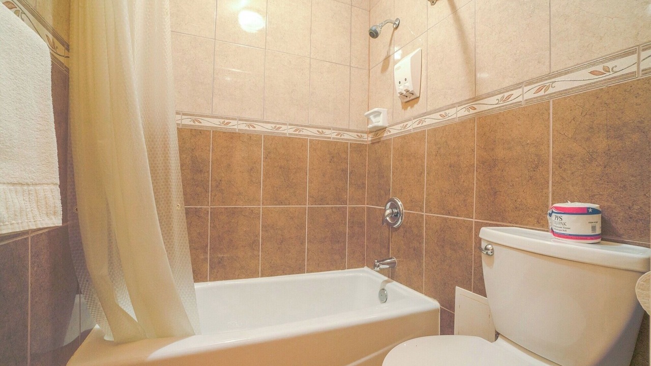 Photo of Bathroom in Weslaco