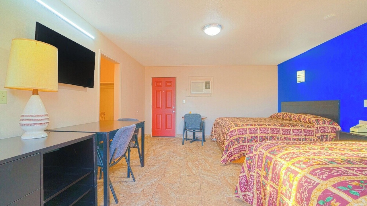 Photo of Bedroom in Weslaco