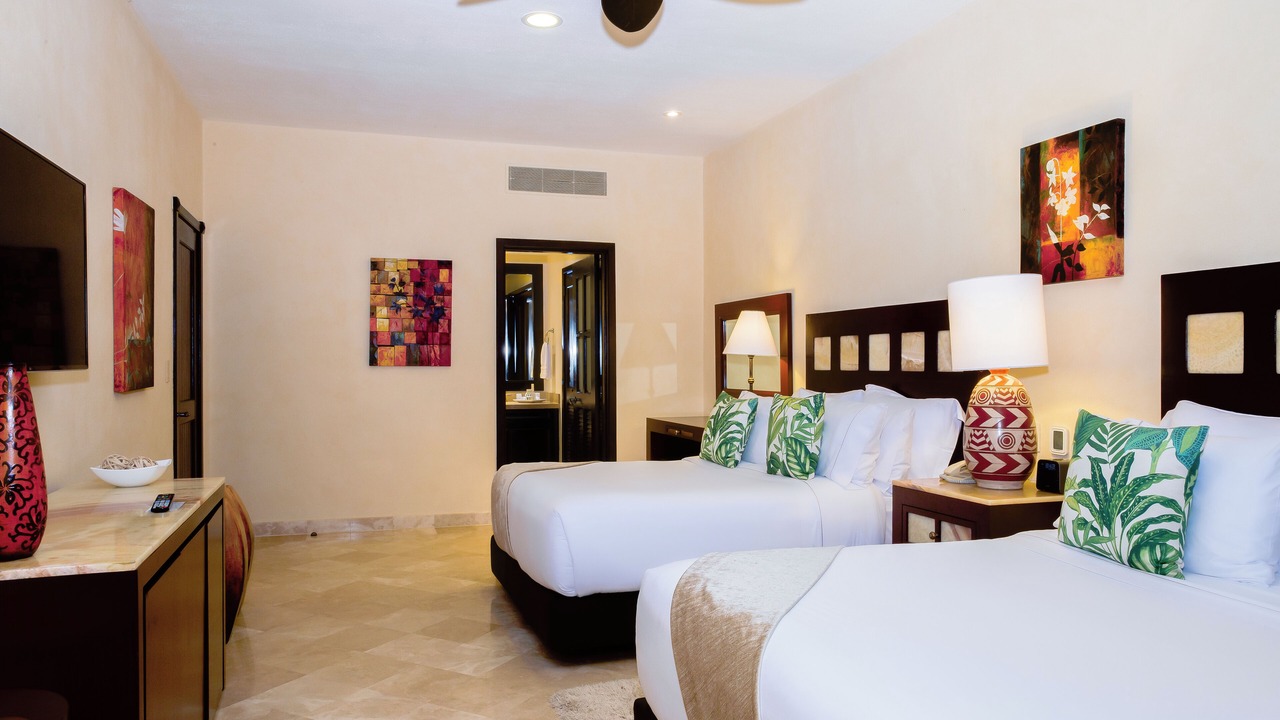 Photo of Bedroom in South Shore Hotel Area