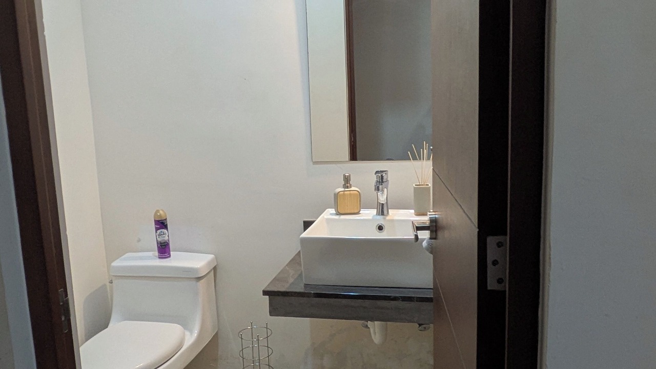 Photo of Bathroom in Conkal