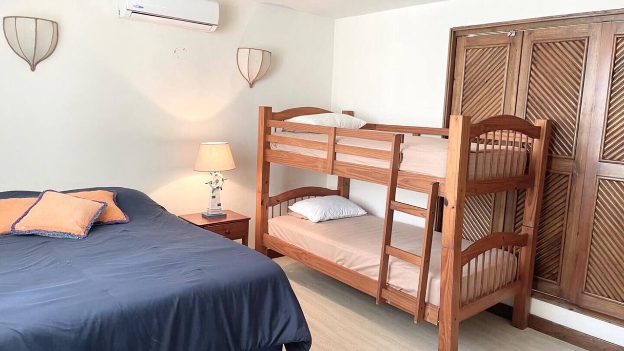 Photo of Bedroom in Iztapa