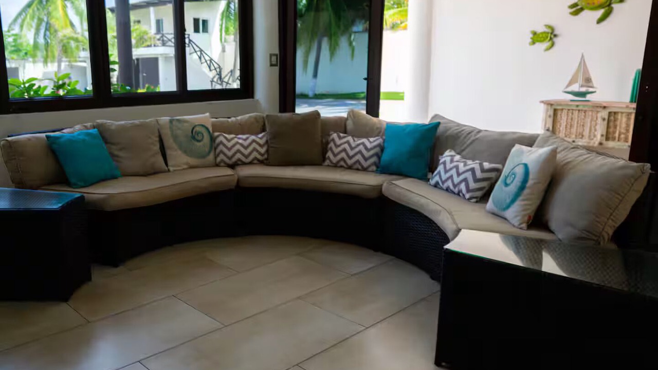 Photo of Livingroom in El Hawaii