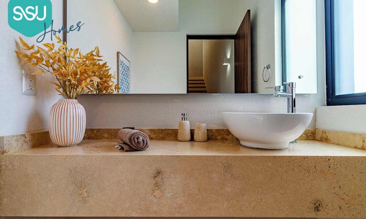 Photo of Bathroom in El Marques
