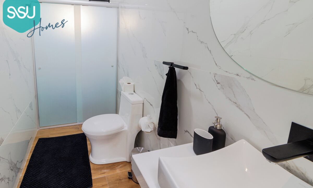 Photo of Bathroom in El Marques