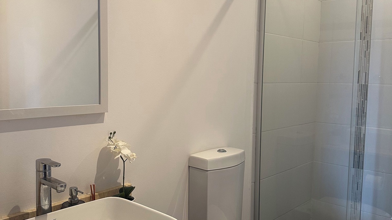 Photo of Bathroom in Zona 10