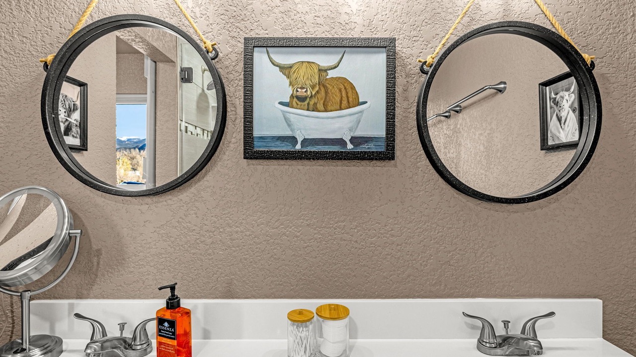 Photo of Bathroom in Cheyenne Meadows