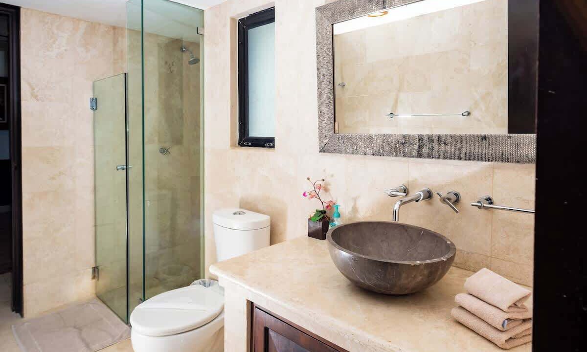 Photo of Bathroom in Zona Hotelera