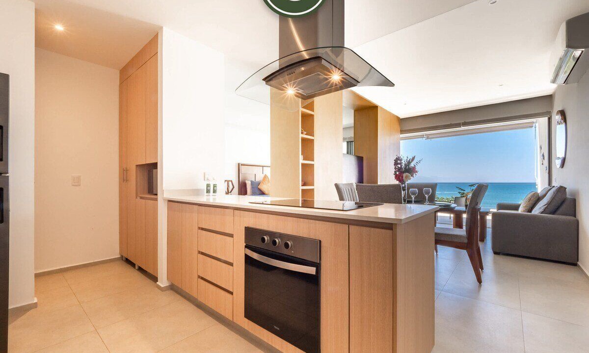 Photo of Kitchen in Flamingos