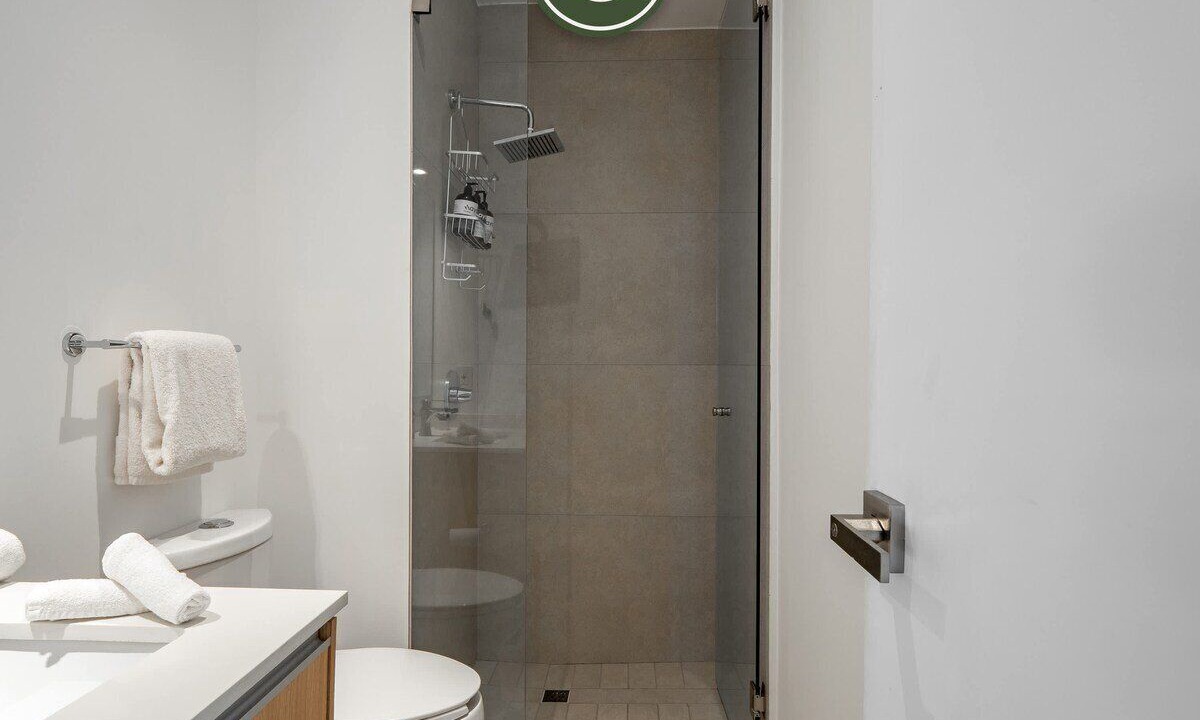 Photo of Bathroom in Flamingos
