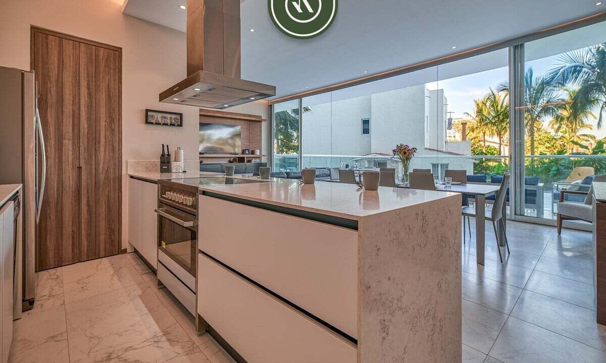 Photo of Kitchen in Flamingos